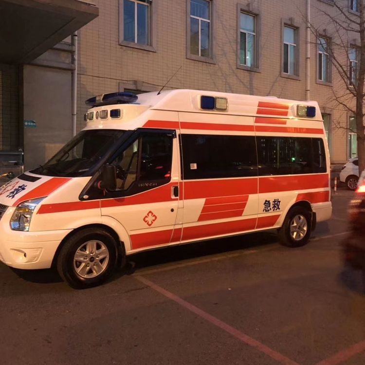 沁县夜间租赁救护车护送病人转院：安全转运的 8 大核心注意事项